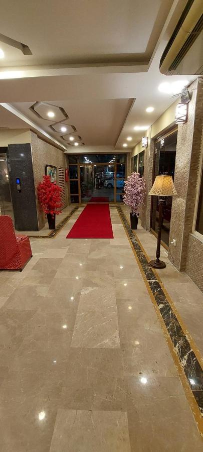 Grace Crown Hotel Islamabad Exterior photo