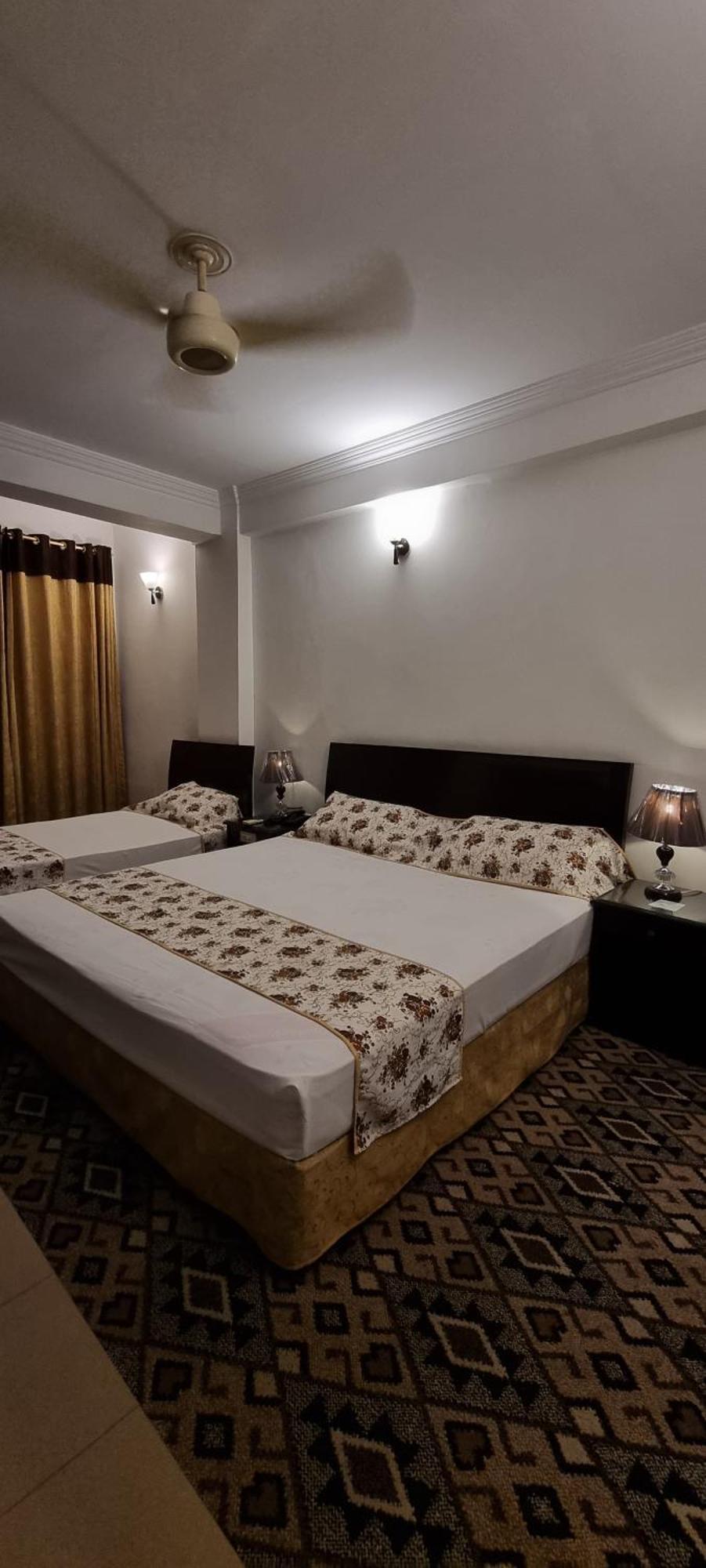 Grace Crown Hotel Islamabad Exterior photo